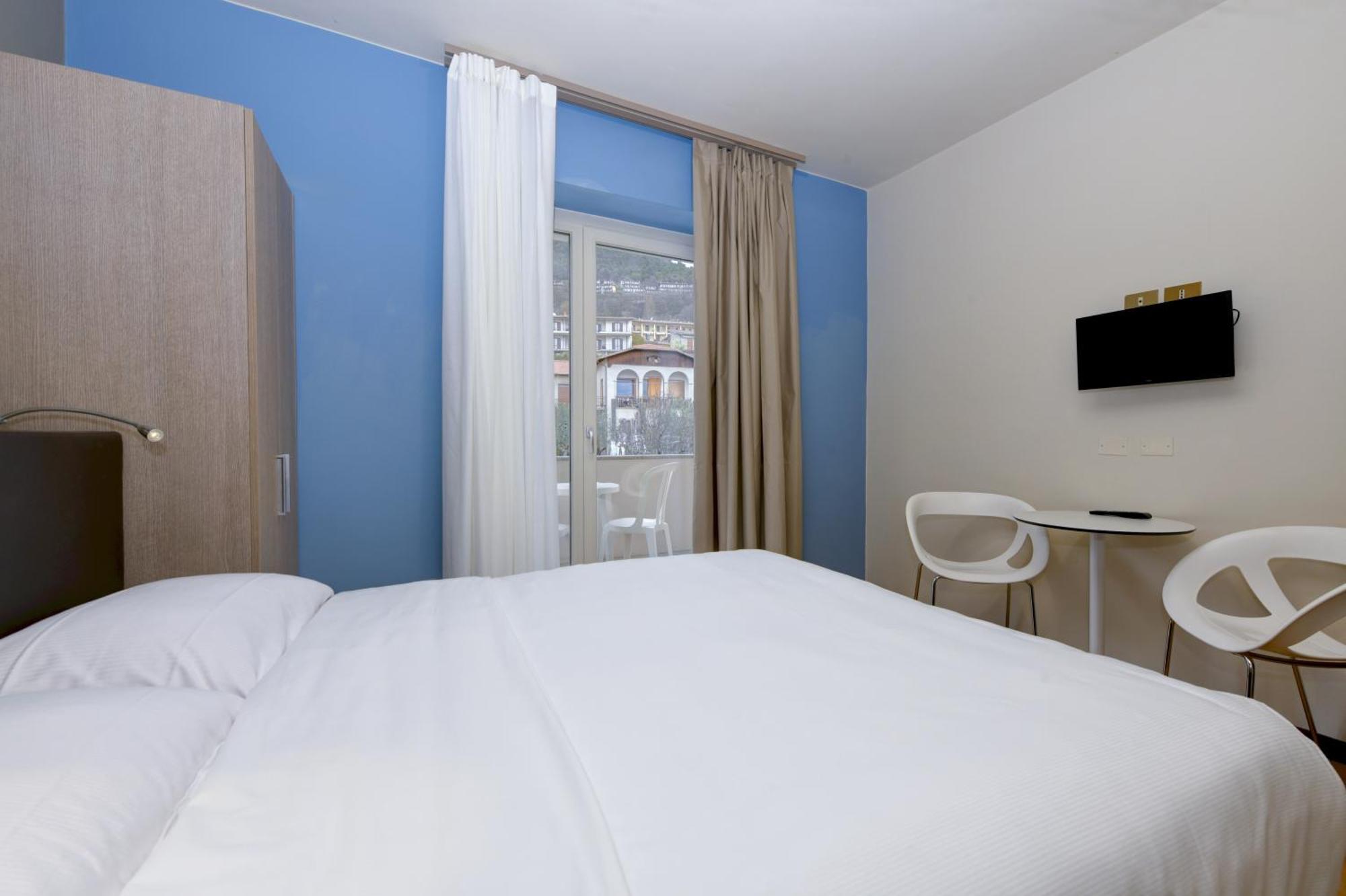 Hotel Bellavista Tignale Ngoại thất bức ảnh