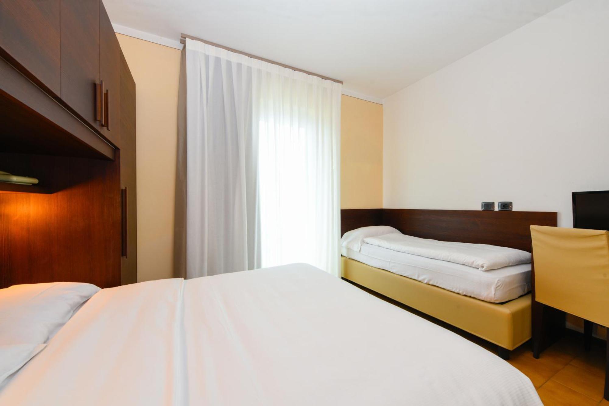 Hotel Bellavista Tignale Ngoại thất bức ảnh
